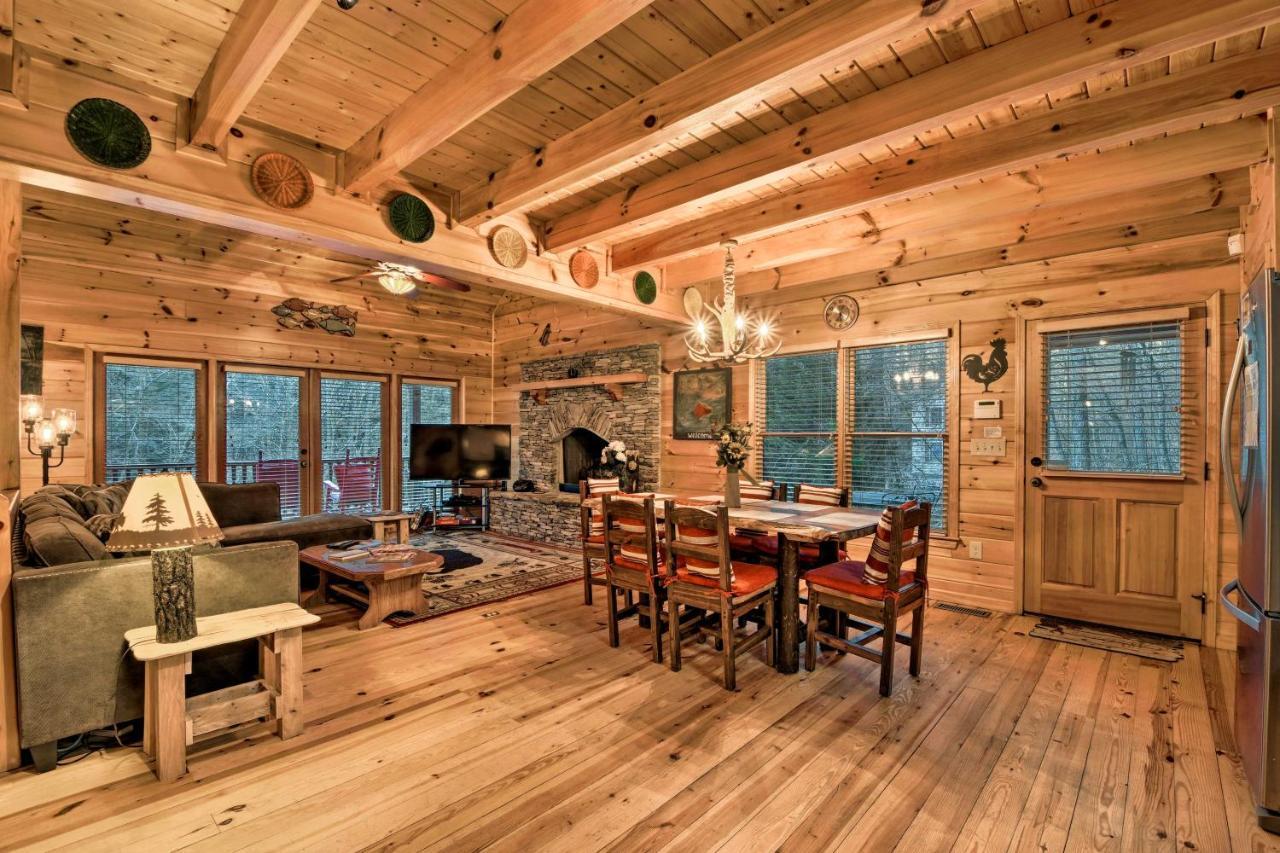 Riverside Ellijay Cabin With Hot Tub And Game Room Exterior foto