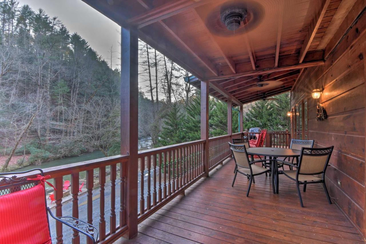 Riverside Ellijay Cabin With Hot Tub And Game Room Exterior foto